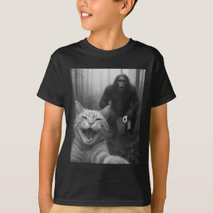 T-shirt Chat Drôle Surpris Happy Selfie Avec Bigfoot Doin