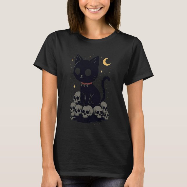 T-shirt Chat gothique effrayant Kitty mignon sur crânes Ha (Devant)