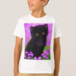 T-shirt Chat Gustav Klimt<br><div class="desc">T-shirt avec un chat Gustav Klimt ! Ce chaton moelleux se trouve dans un champ vert de fleurs violettes. Un cadeau parfait pour les amateurs d'art amoureux des chats et autrichiens !</div>