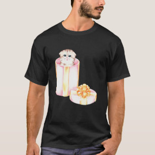 T-shirt Chat Mignon à l'Intérieur de la Boîte Adoption de 