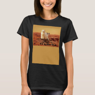 T-shirt Chat montant le rover martien sur un paysage étran