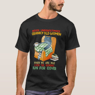 T-shirt Chat N' sous-estimez jamais les vieilles femmes gr