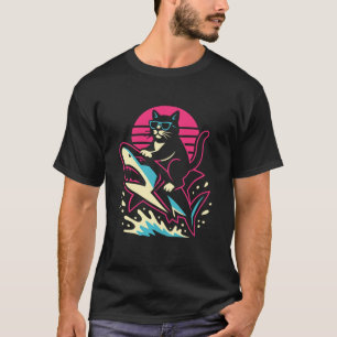 T-shirt Chat Noir à Cheval sur un Requin Rétro Vaporwave