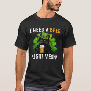 T-shirt Chat Noir Buvant de la Bière St Patrick pour Irlan