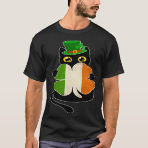 T-shirt Chat noir tenant le drapeau irlandais Shamrock St