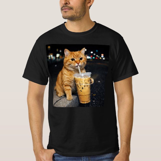 T-shirt Chat orange drôle buvant du café glacé, mème de ch (Devant)