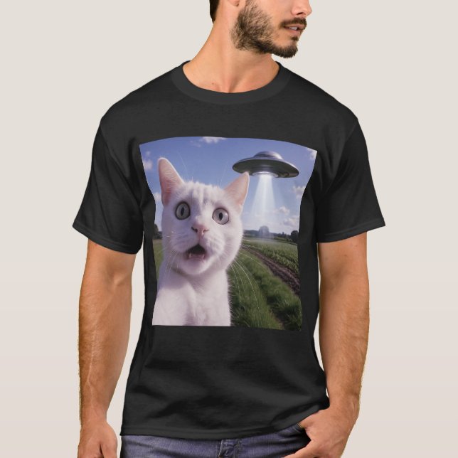 T-shirt Chat selfie avec un OVNI alien (Devant)