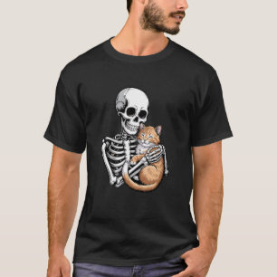 T-shirt Chat tigré qui étreint un squelette pour amateur d