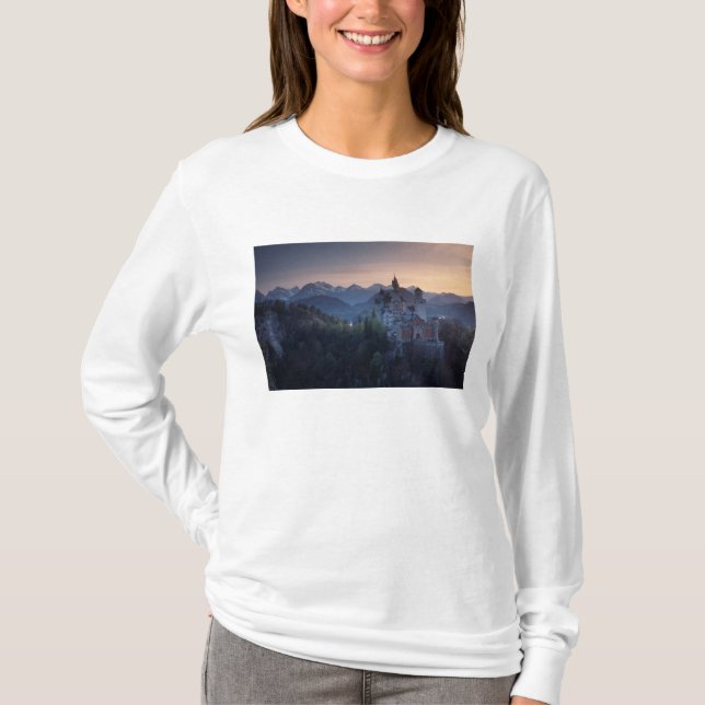 T-shirt Château de Neuschwanstein, construit fin des année (Devant)