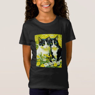 T-Shirt Chats adorables assis dans un champ de marguerites