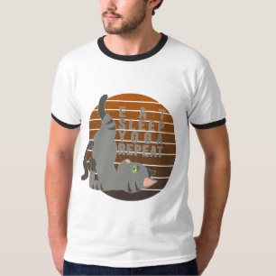 T-shirt Chatte drôle faisant du yoga.
