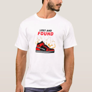 T-shirt Chaussure de basket-ball perdue et trouvée