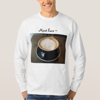 T-shirt Chemise à manches longues avec café par Tony Cimin
