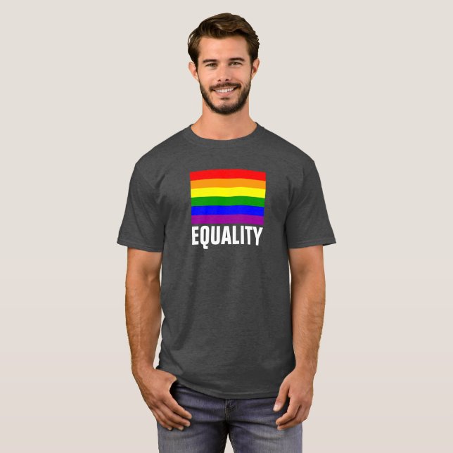 T-shirt Chemise d'arc-en-ciel de fierté de LGBT (Devant entier)