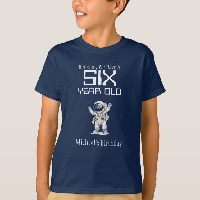 T-shirt Chemise de garçon d'anniversaire d'espace extra-at (Devant)