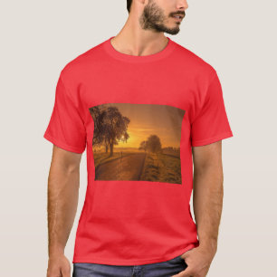T-shirt Chemise de l'aube de la montagne brumeuse