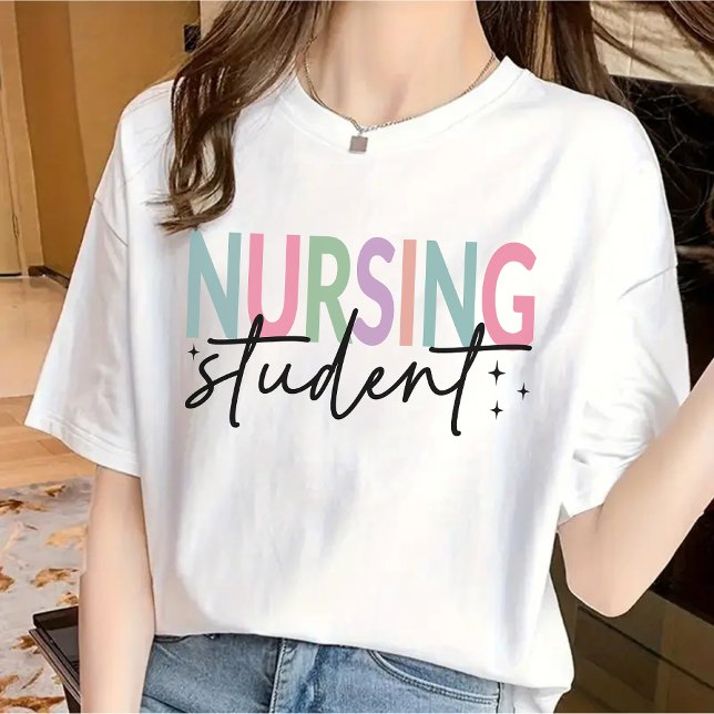 T-shirt Chemise de l'école de soins infirmiers, Idée de ca (nurse student shirt, nursing student tee, school nurse shirt, nursing school gift, nurse in training)