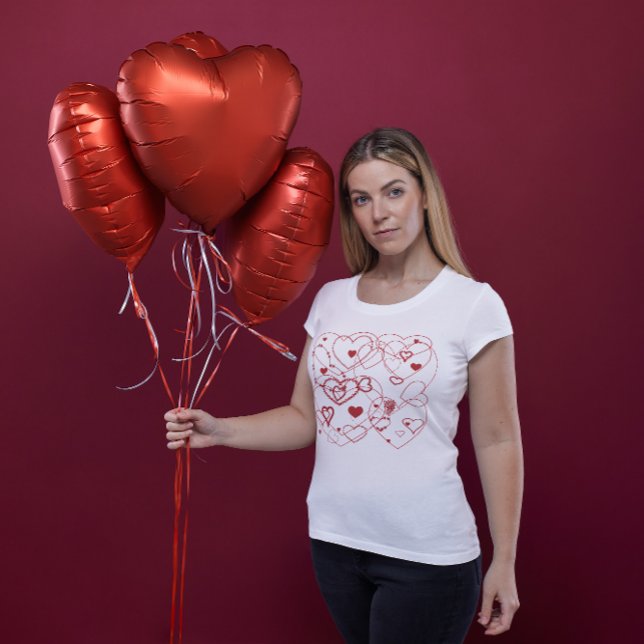 T-shirt Chemise des Coeurs Rouges (Créateur téléchargé)