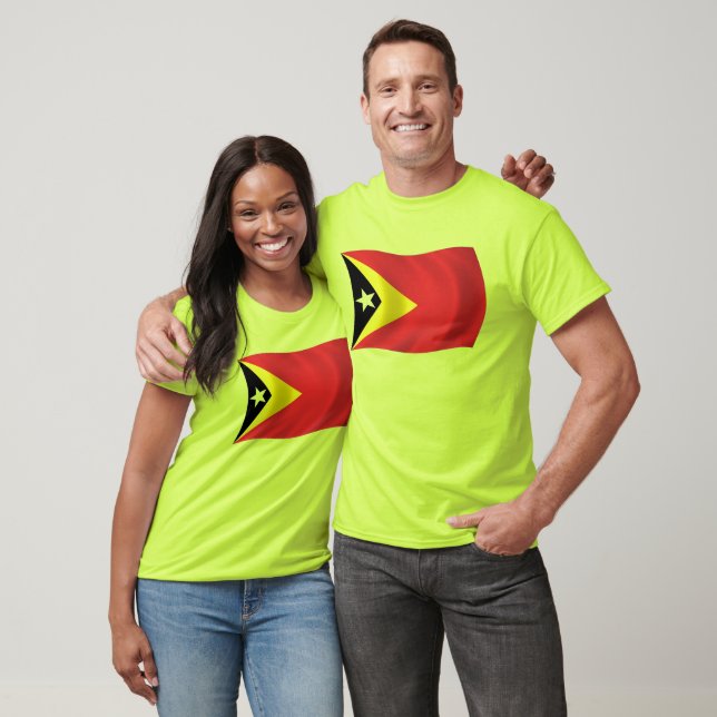 T-shirt Chemise du drapeau du Timor oriental (Unisexe)