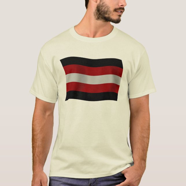 T-shirt Chemise du drapeau sataniste (Devant)