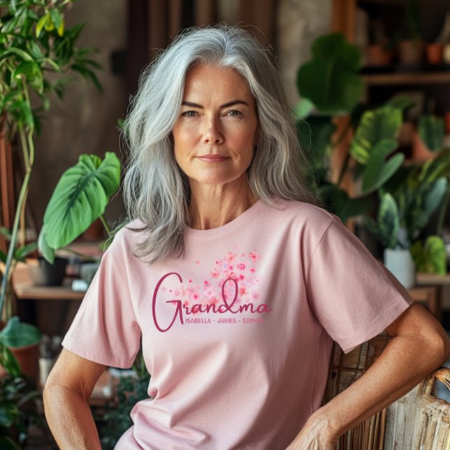 T-shirt Chemise florale de grand-mère fière (Créateur téléchargé)