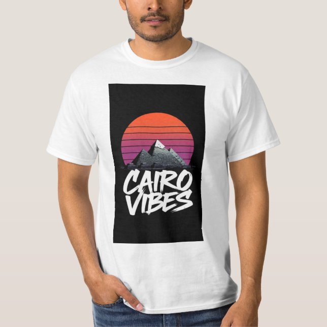 T-shirt Chemises rétro Pyramides du Caire Coucher de solei (Devant)