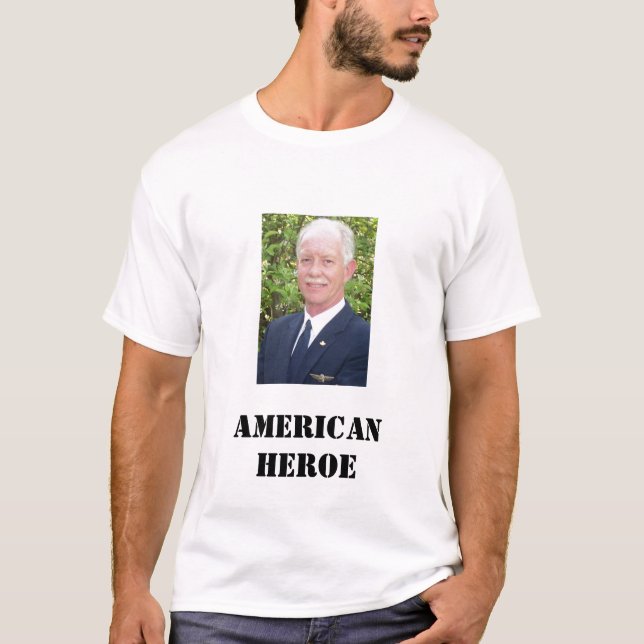 T-shirt Chesley salissent Sullenberger, HÉROS AMÉRICAIN (Devant)