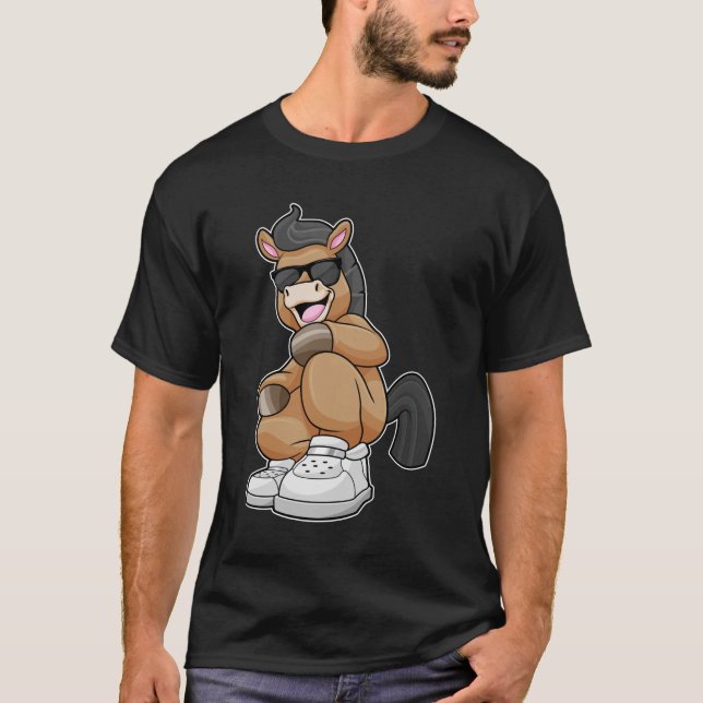 T-shirt Cheval avec de grandes chaussures (Devant)