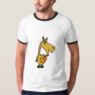 T-shirt Cheval de HACHE avec une chemise de guitare