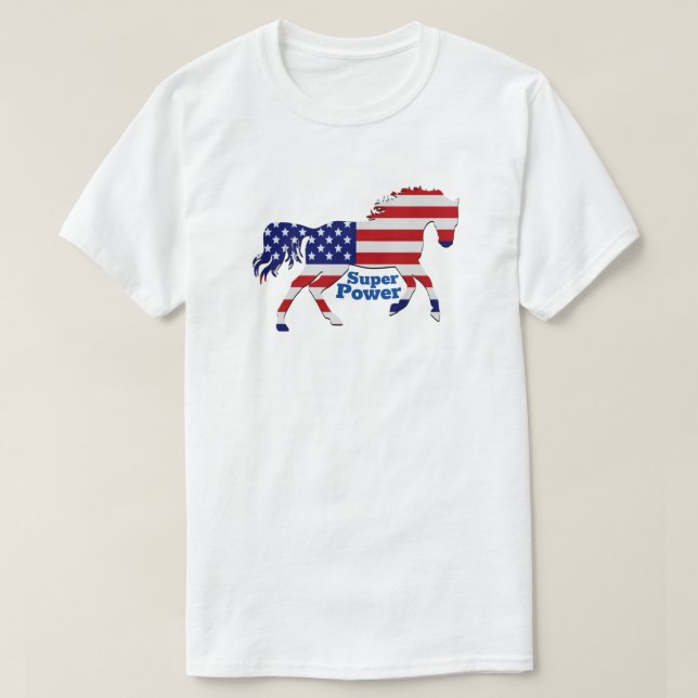 T-shirt Cheval Mustang Super Puissance - Design de drapeau (Design devant)