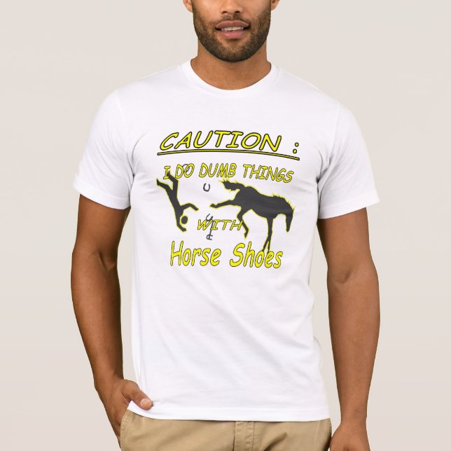T-shirt ChevalChaussures Attention Bella Toile Tee (Devant)