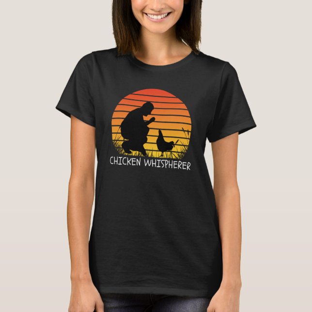 T-shirt Chicken Whisperer with Retro Sunset Backyard Chick (Devant)