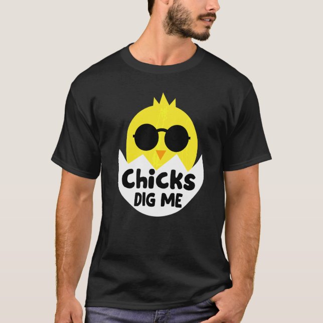 T-shirt Chicks Dig Me Cute Easter Egg Hunt With Sunglasses (Devant)