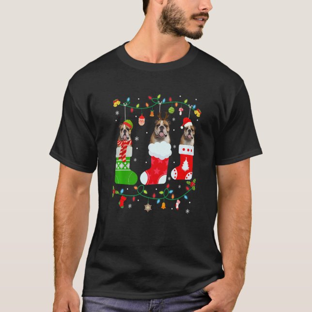 T-shirt Chien à chien anglais Trois Chaussettes de Noël (Devant)