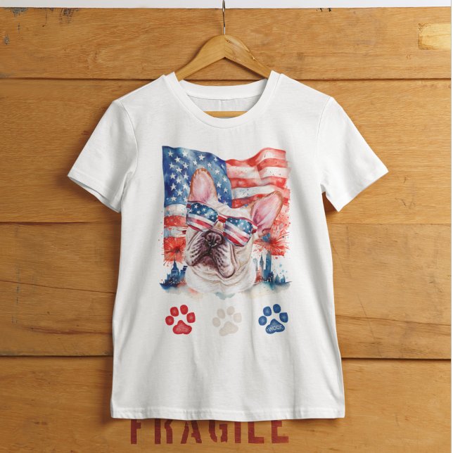 T-shirt Chien blanc rouge et bleu français 4 juillet (Créateur téléchargé)