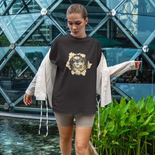 T-shirt Chien carlin déchiré Mur (Créateur téléchargé)