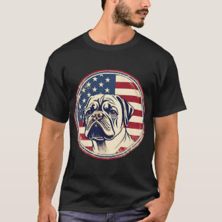 T-shirt Chien carlin sur un drapeau américain en détresse