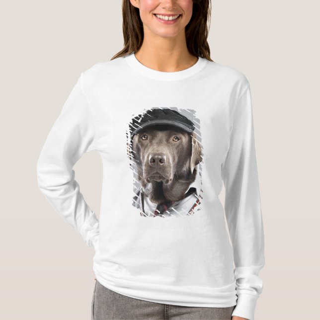 T-shirt Chien dans le chandail et le casquette (Devant)