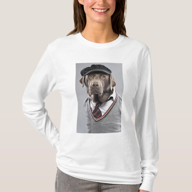 T-shirt Chien dans le chandail et le casquette (Devant)