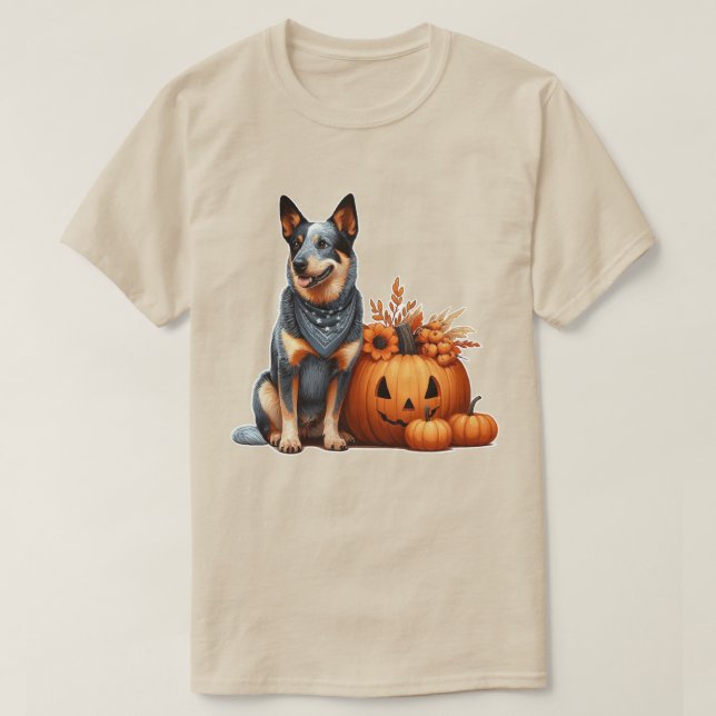 T-shirt Chien de bétail australien à côté d'une Jack-O-Lan (Design devant)