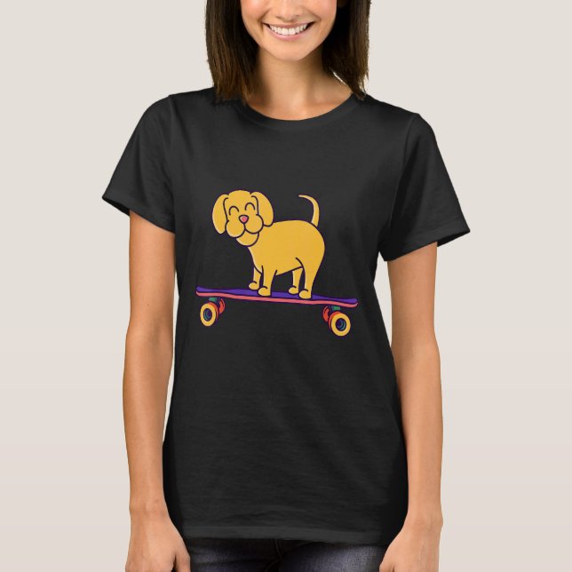 T-shirt Chien de skateboard sur un longboard (Devant)