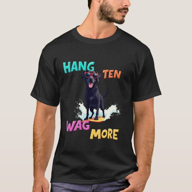 T-shirt Chien de surf Labrador noir cool (Devant)