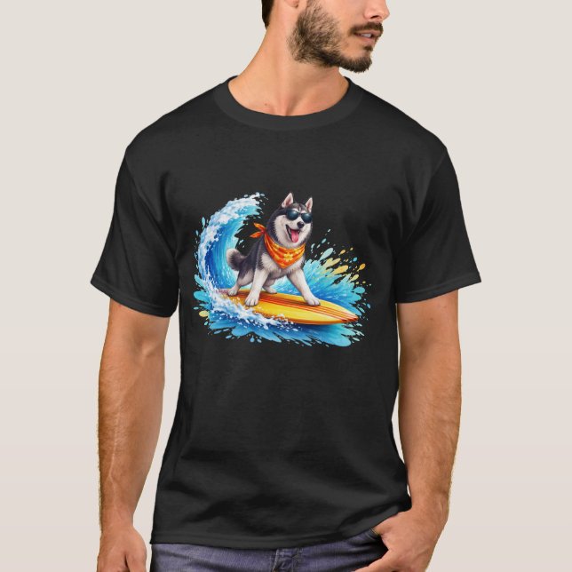 T-shirt Chien husky cool surfant sur une vague (Devant)