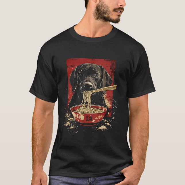 T-shirt Chien Labrador Retriever noir mangeant des nouille (Devant)