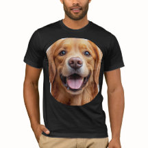 Chien Retriever Doré Souriant et Heureux