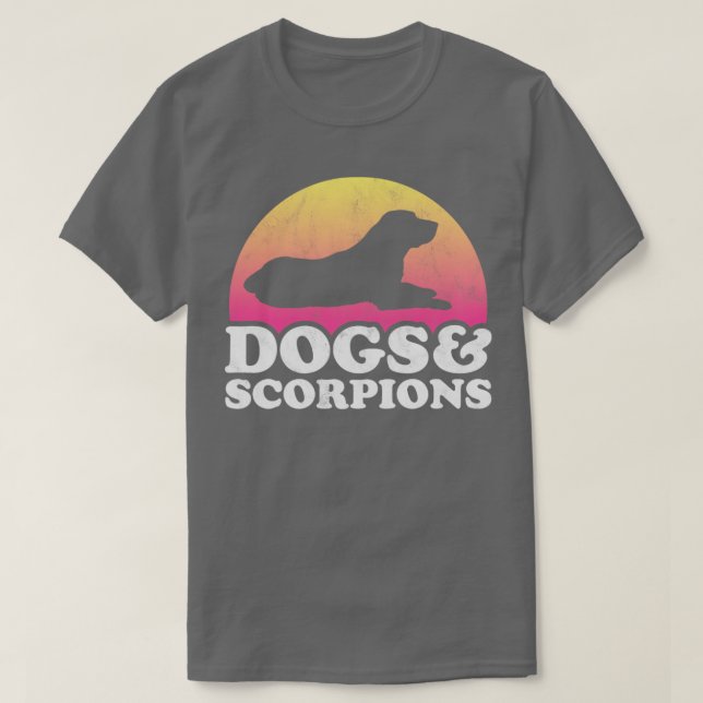 T-shirt Chiens et scorpions Chien et Scorpion Cadeau (Design devant)
