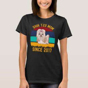 T-shirt Chih Tzu Maman Depuis 2017 Chiens Citations
