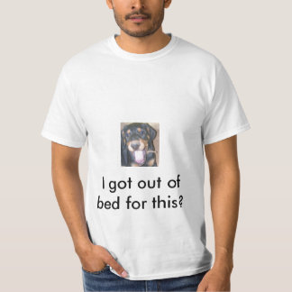 T-shirt Chiot de dobermann de Rio, baîllement, somnolent