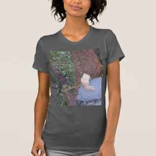 T-shirt Chipmunk Sur Une Tranche D'Arbre