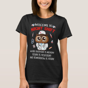 T-shirt Chouette Nuit Shift Drôle Infirmière Infirmière Rn